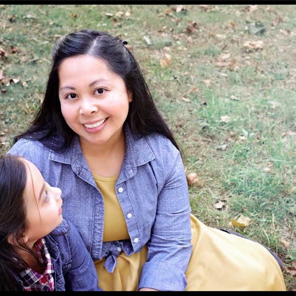 💕💜🌺Meet your posher 👋🏼🌸💕 {Posh Ambassador} - Picture 1 of 1